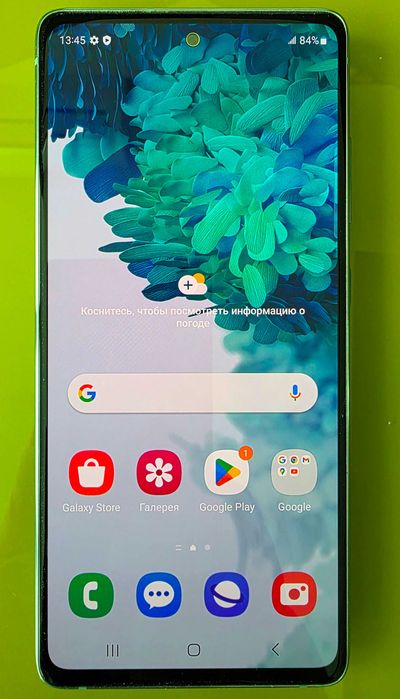 Смартфон Samsung Galaxy S20 FE 5G SM-G7810 8/128GB Cloud Mint ідеал