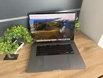 Apple MacBook Pro 16  2019  16/1TB SSD  ! I7