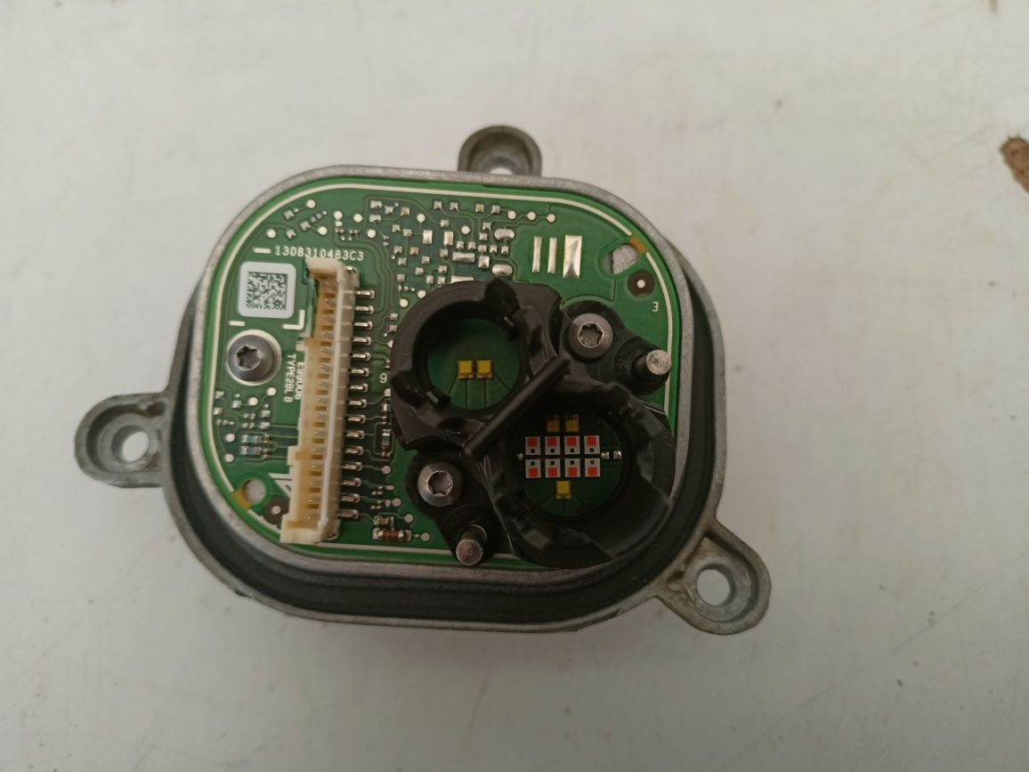 Audi A4 B9 8w0 prawy moduł przetwornica LED lampy