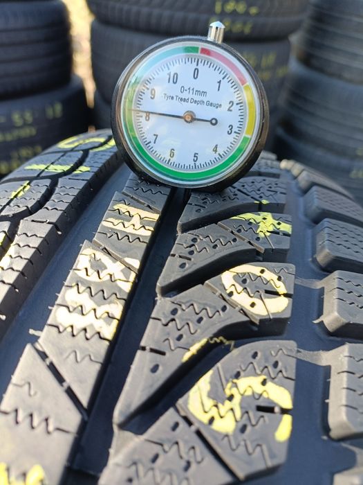 C17, 1 sztuka 185/60r15 Dunlop Winter Response AO 2018r 8.2mm