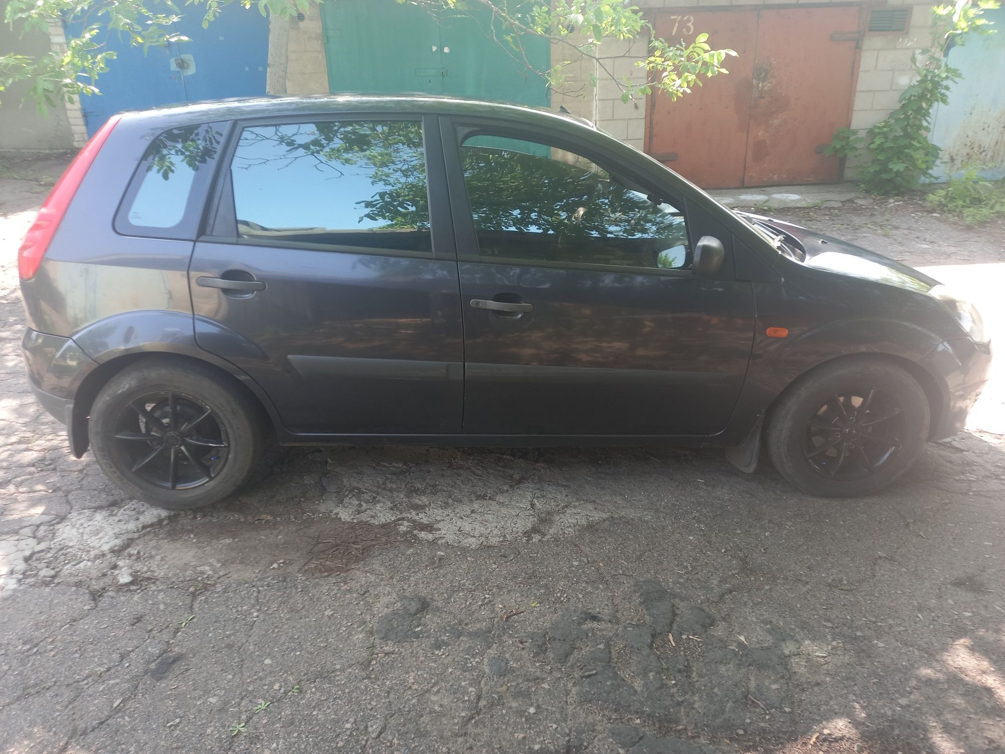 Продается фордик фиеста 1.3 бензин