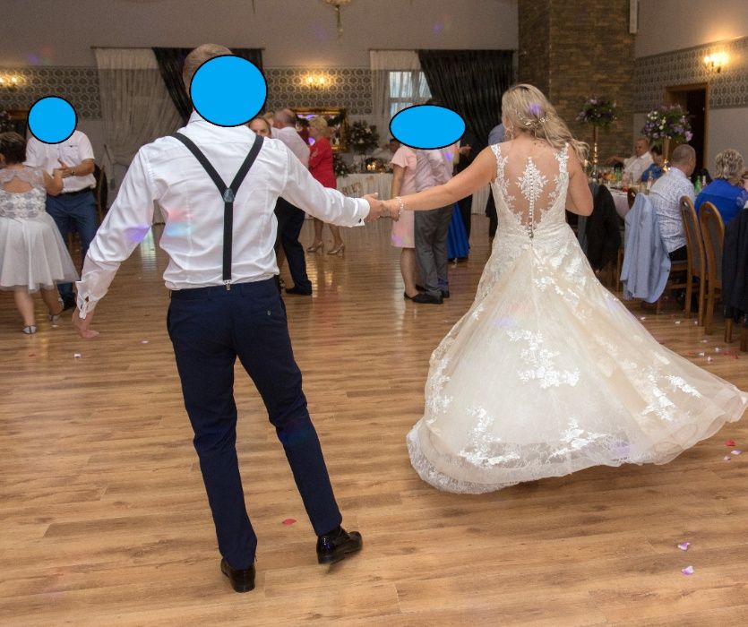 Piękna Suknia ślubna z kolekcji Vanilla Sposa 1915 z 2019 r