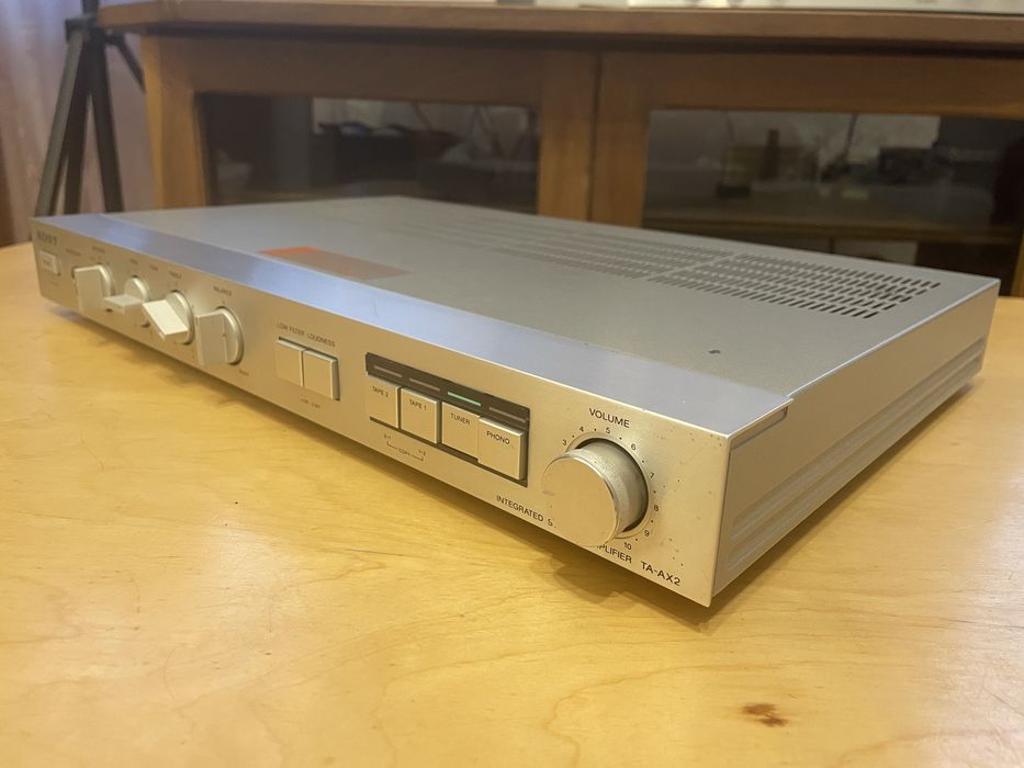 Sony TA - AX2 wzmacniacz zintegrowany produkcji japońskiej