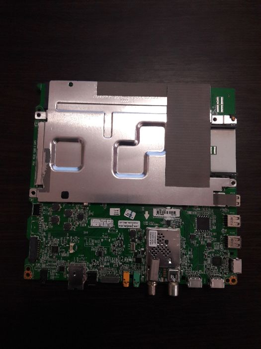 Материнская плата от телевизора LG 5DEBT000-0100