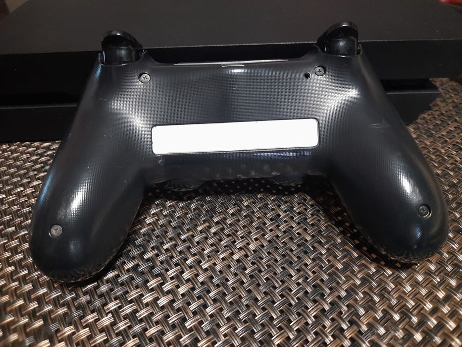 PS4 Fat 500gb + оригинальный геймпад