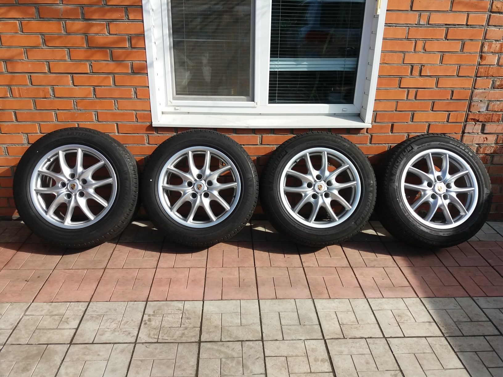 Диски Порше Michelin Latitude Tour 255/55 R19 5×130 лето туарег Q-7