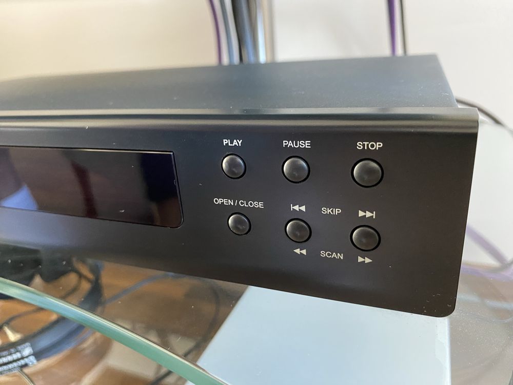 Wzmacniacz NAD C 326BEE odtwarzacz cd  NAD C 516BEE