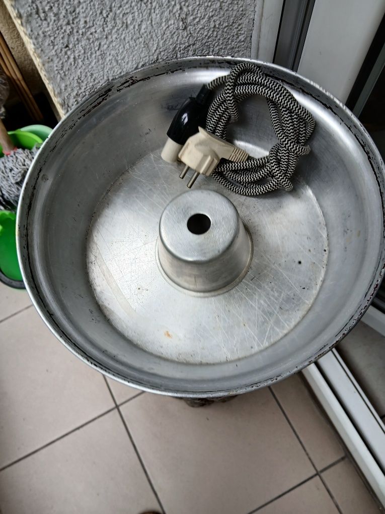 Prodiż elektryczny PRL z kablem