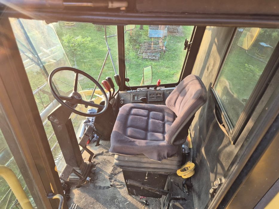 Kombajn zbożowy New Holland TX34 Oryginał