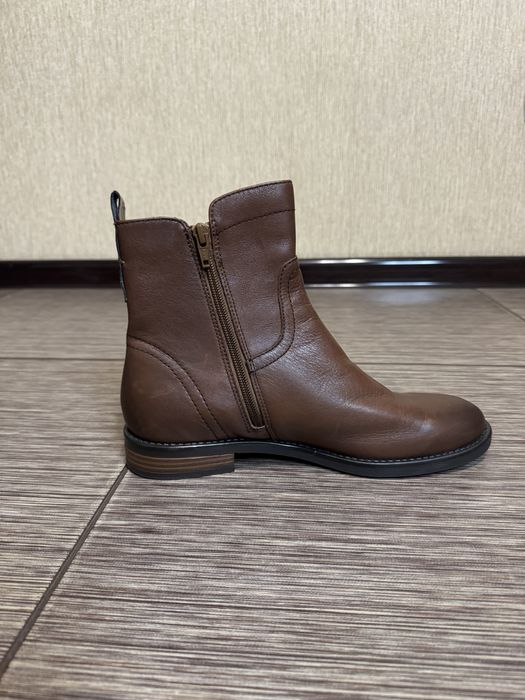 Черевики жіночі шкіряні коричневі Max, натуральна шкіра