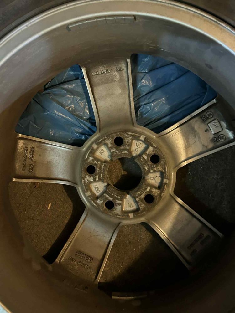 Alufelgi 17 Rozstaw śrub 5x112 pasują do audi mercedes vw seat skoda