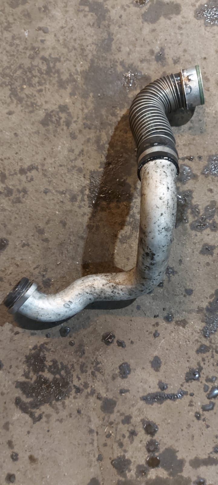 BMW X3 E83 2.0 D Intercooler Rura Wąż Turbo