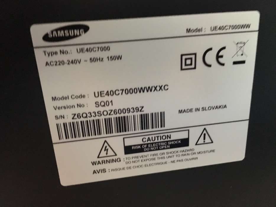 TV smart tv Led Samsung 40 com avaria no ecra