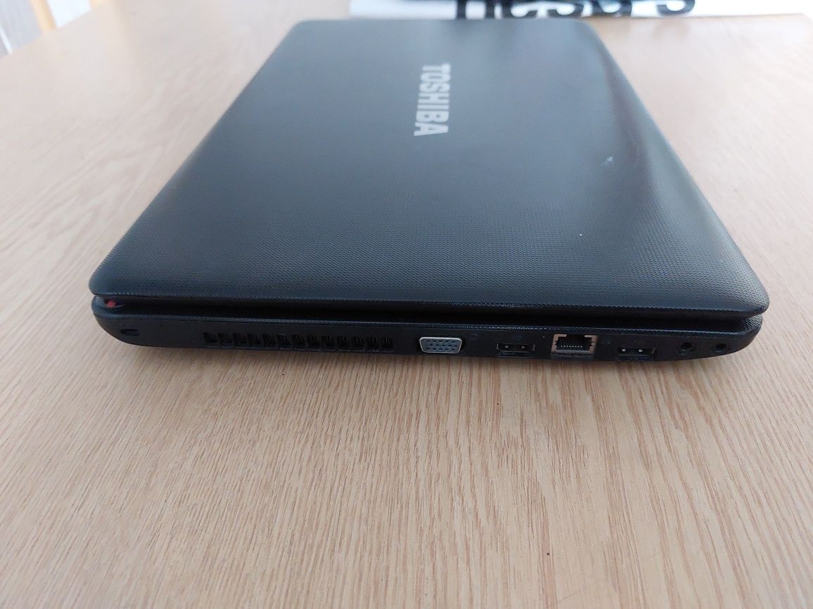 Laptop Toshiba Satellite C655 4gb/240gb