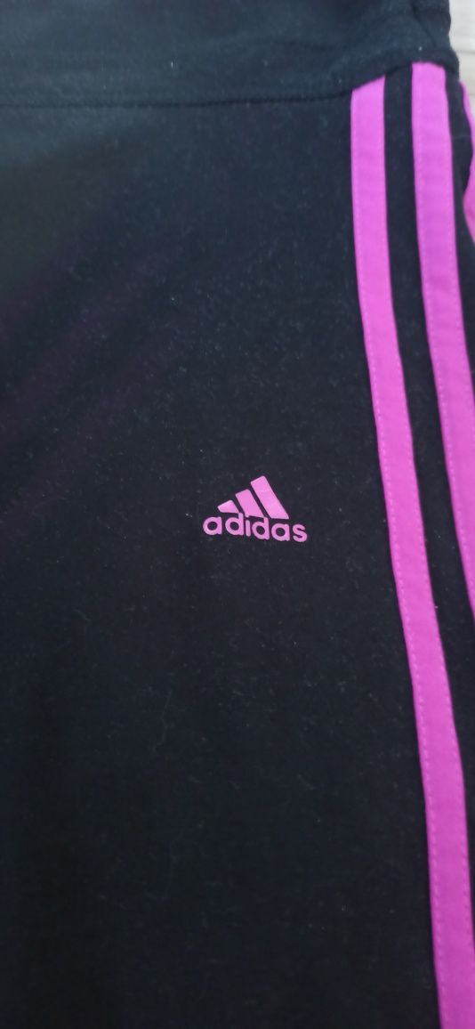Legginsy rybaczki Adidas L