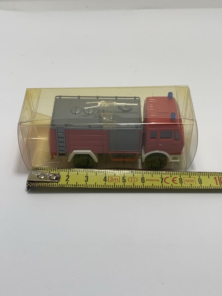 Mercedes Bombeiros Roskopf escala 1/87