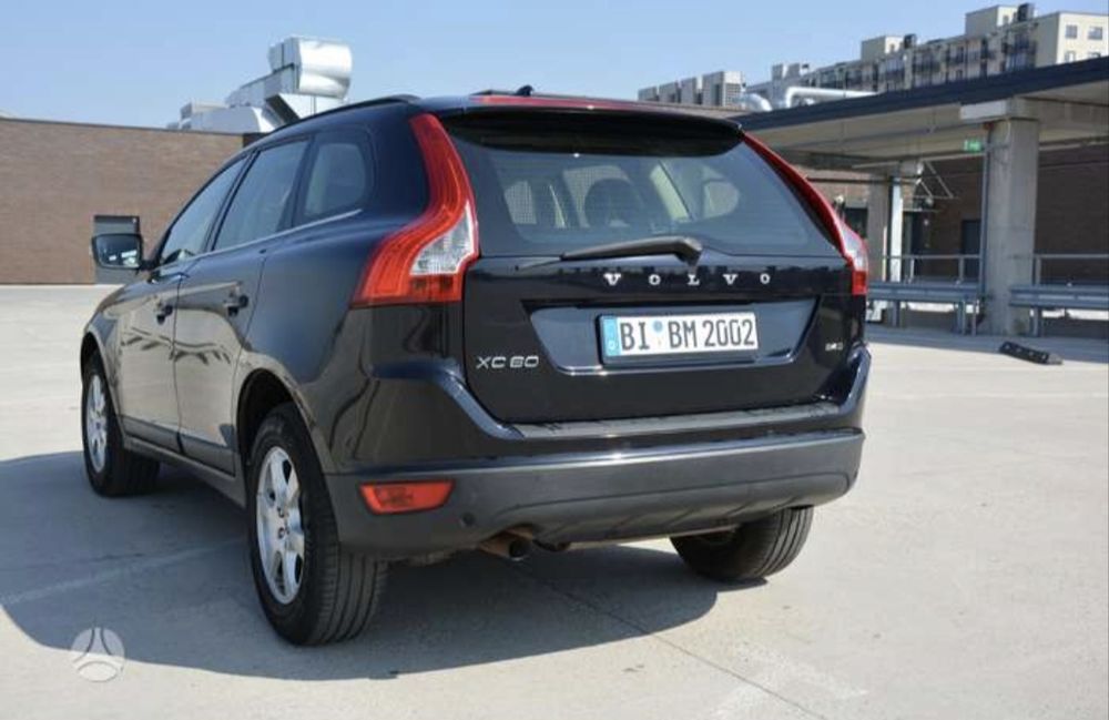 Вольво хс60  дизель автомат