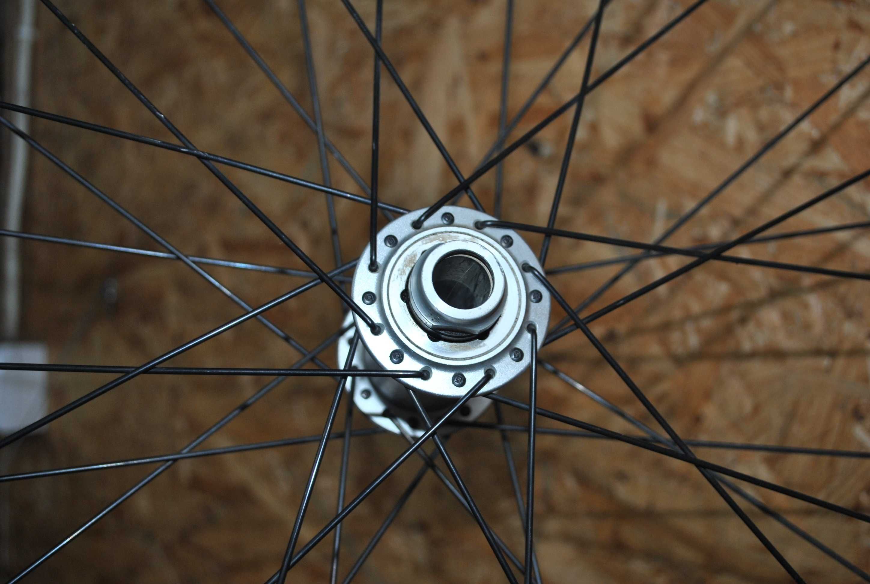 Koło przednie 27,5 584 Piasta Shimano Deore XT HB-M788 DT 460 D