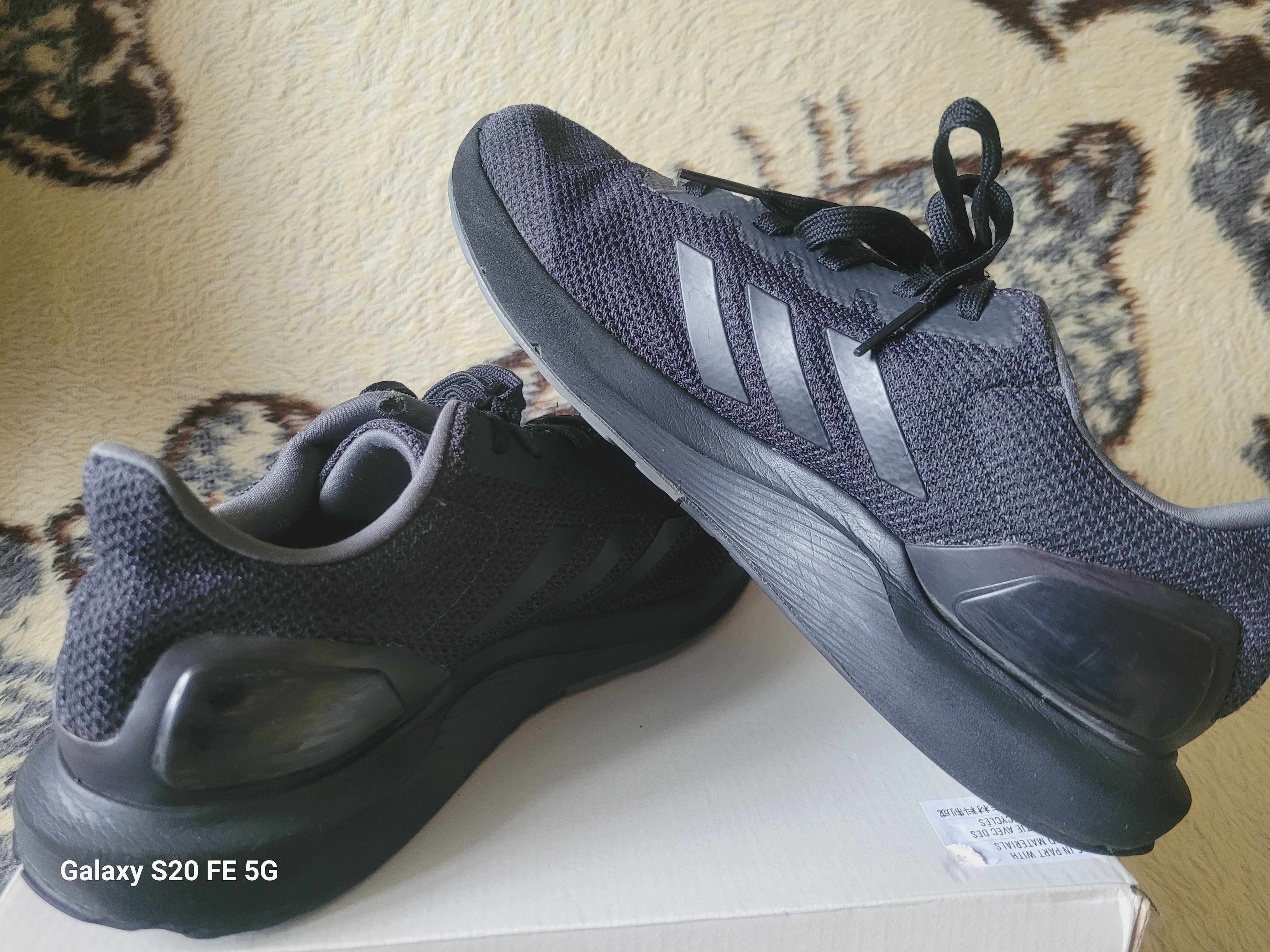 Super sportowe buty do biegania Adidas Cosmic 2 r.43 1/3