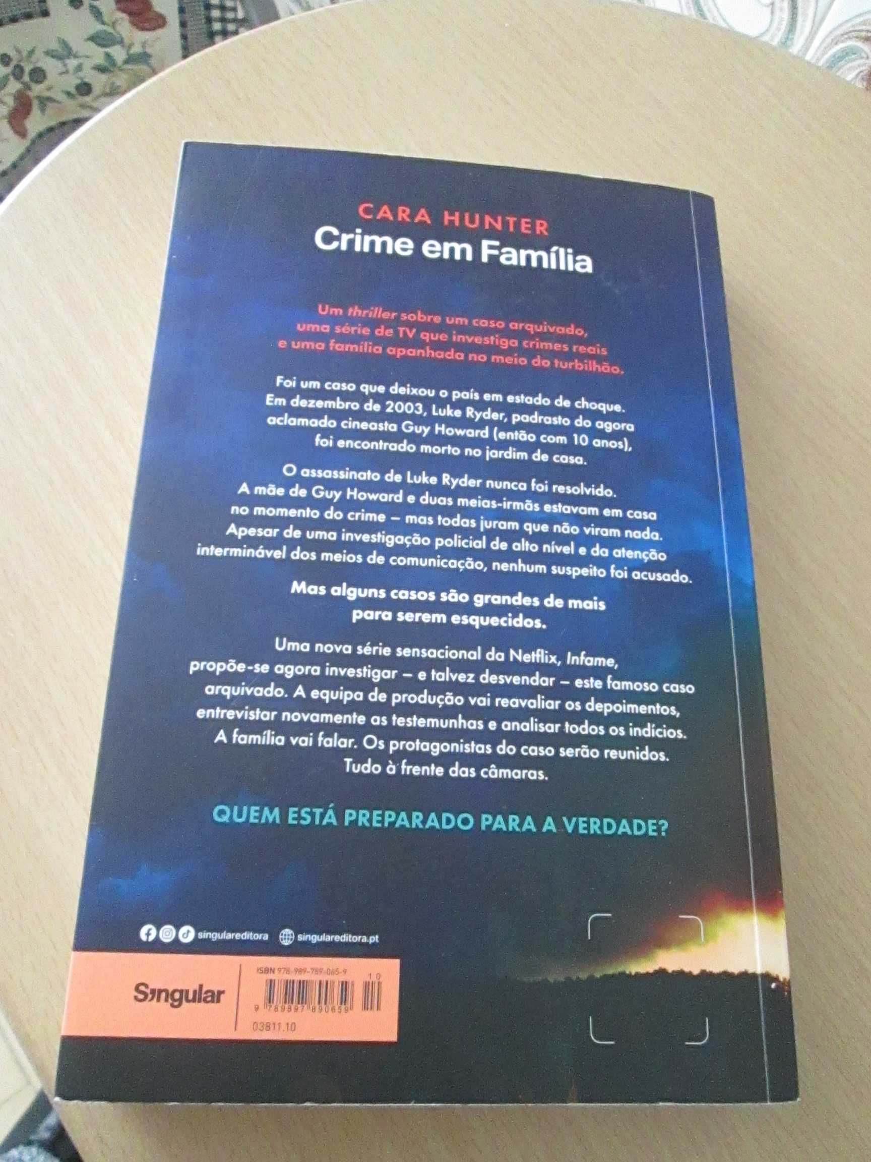 Crime em Família de Cara Hunter (Oferta portes)