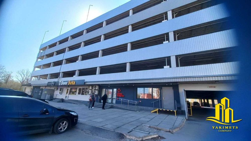 Продаж паркомісця проспект Миру, 28