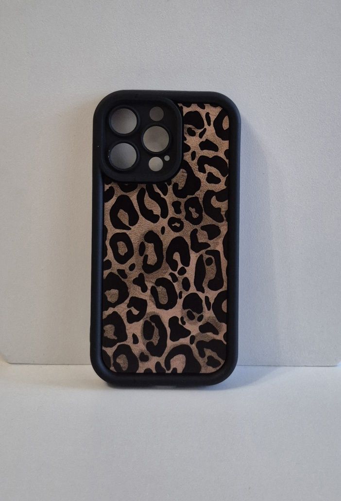 Чорний чохол "леопард" Iphone 13 pro
