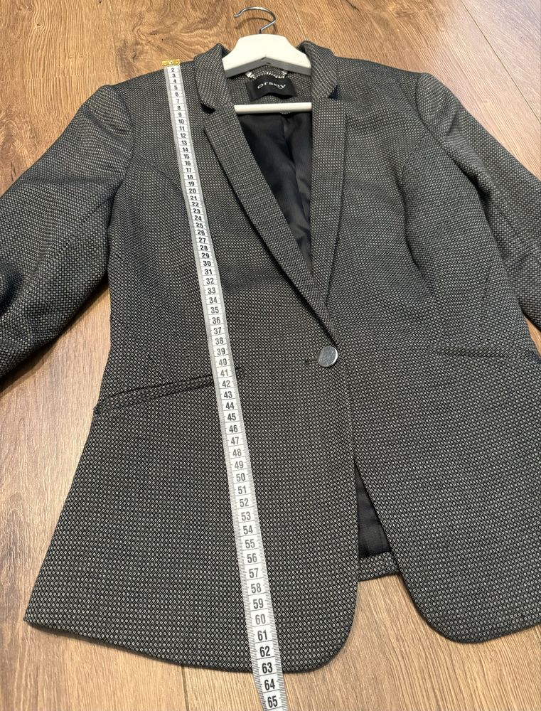 Elegancki żakiet damski Orsay r. M 38, taliowana marynarka rękaw 3/4