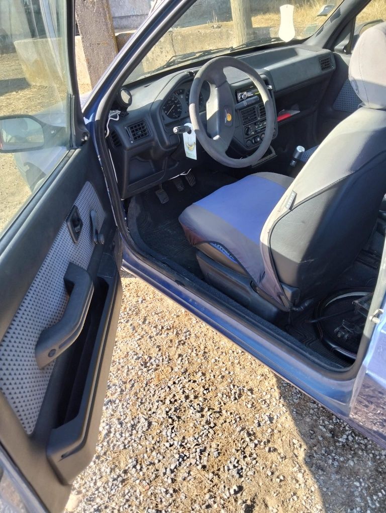 Peugeot 106 1.1 gasolina