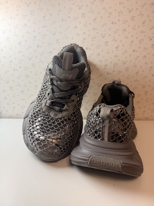 Кросовки в стиле баленсиага