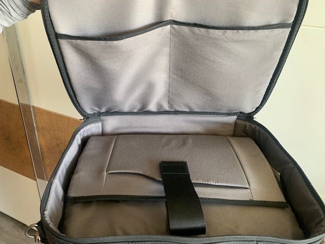 Torba na laptopa ramię SAMSONITE 44x32x9 cm 16"