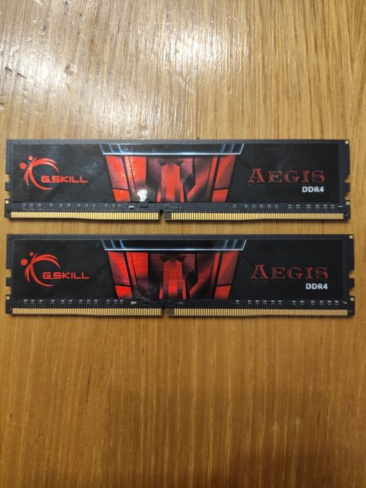 Ram G.SKILL Aegis ddr4 3200 mhz c/16  8gbx2 .