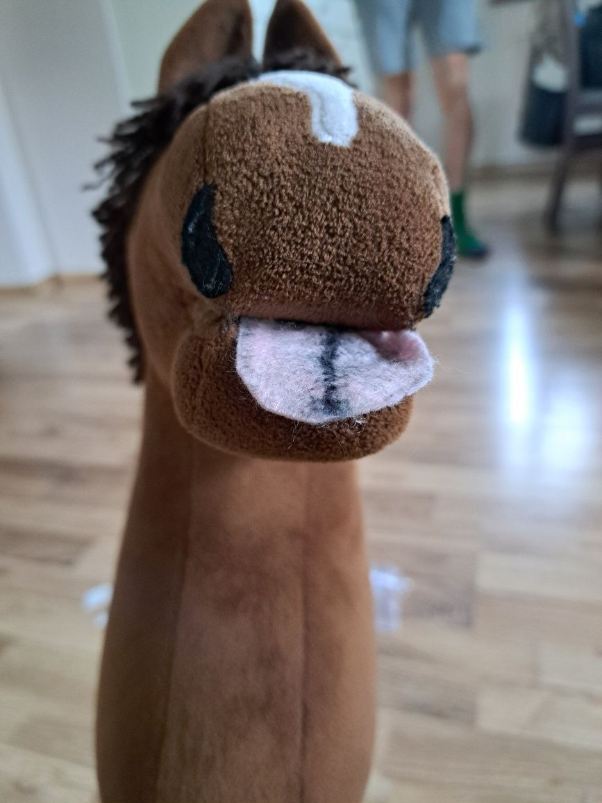 Języczek dla hobby horse