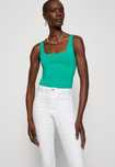 Jeansy damskie slim fit Vero Moda XS/30