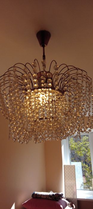 Люстра .Світильник.