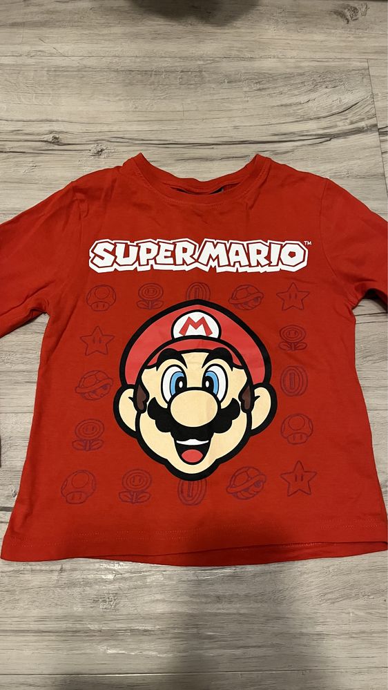 Śliczna bluzka czerwona z długim rękawem Super Mario rozmiar 110