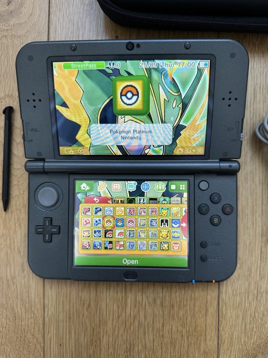 New 3DS XL (Top IPS, 128Gb, 200+ jogos, Pokemon/Zelda/Mario/Inazuma)