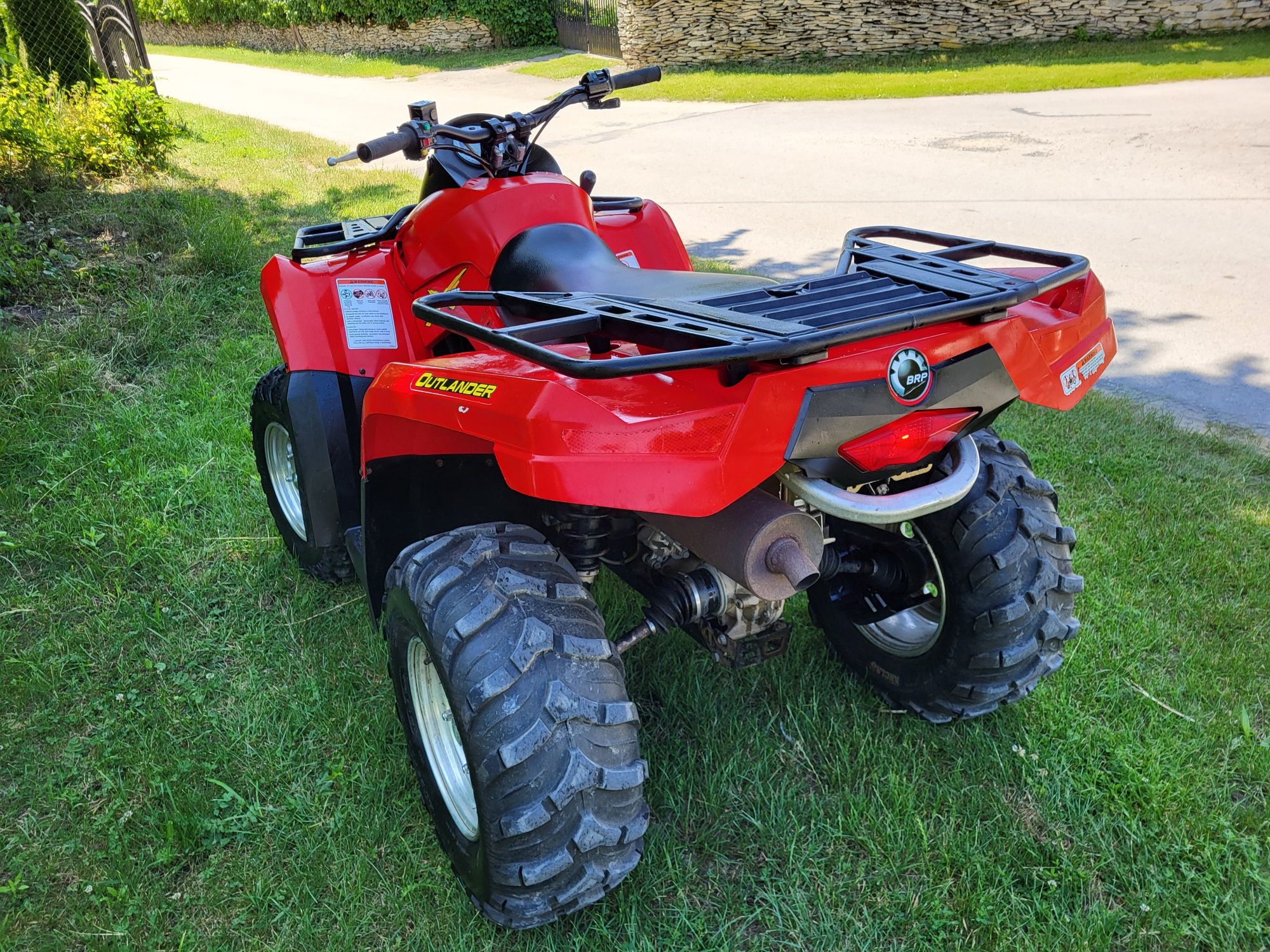 Can am Outlander 800 4X4 ( nie renegade polaris brute force grizzly )