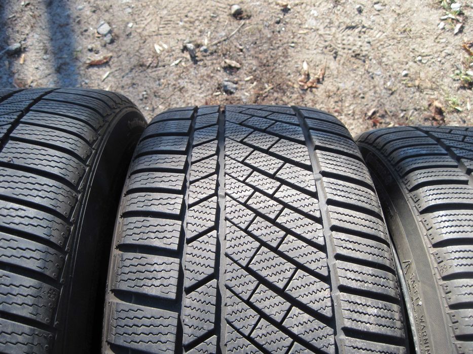 Продам зимнюю резину Continental разно широкую 295*35 R19, 245*35 R19