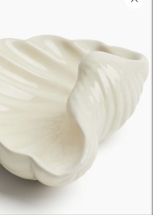 Тарілка мушля салатник у формі мушлі H&M