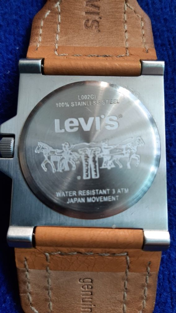 Zegarek naręczny Levis L 002GI
