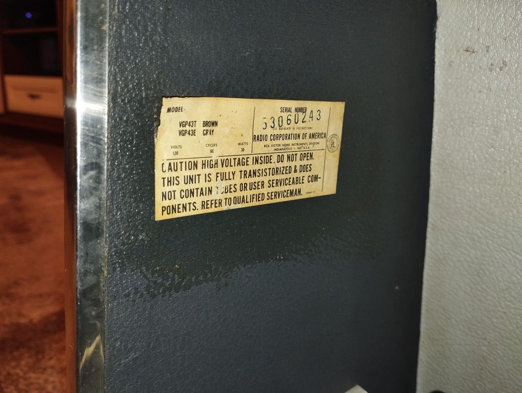 Stary gramofon adapter RCA VIKTOR VGP43