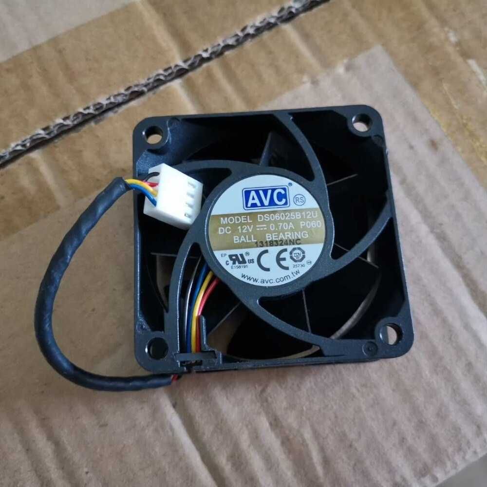 Вентилятор AVC DS06025B12U 60mm 6cm DC 12V 0.70A Pwm