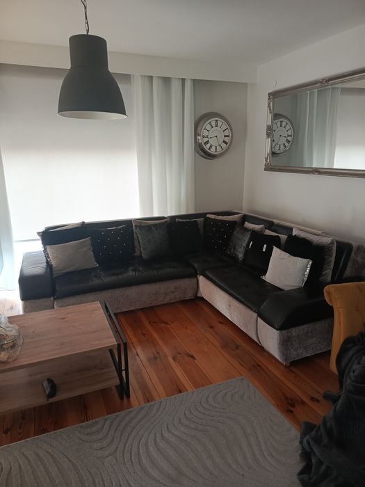 Duży skórzany narożnik