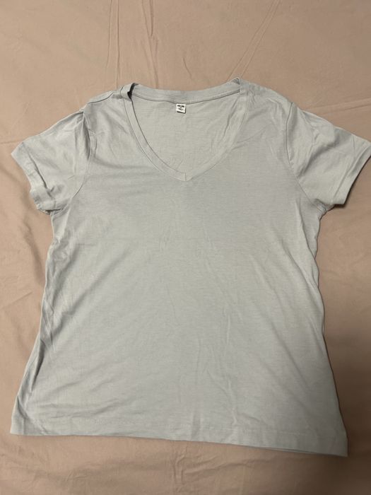 jasnoszary T-shirt UNIQLO z bawełny supima
