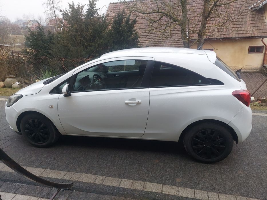 Opel corsa E 2015r bezwypadkowy 1.2 benzyna