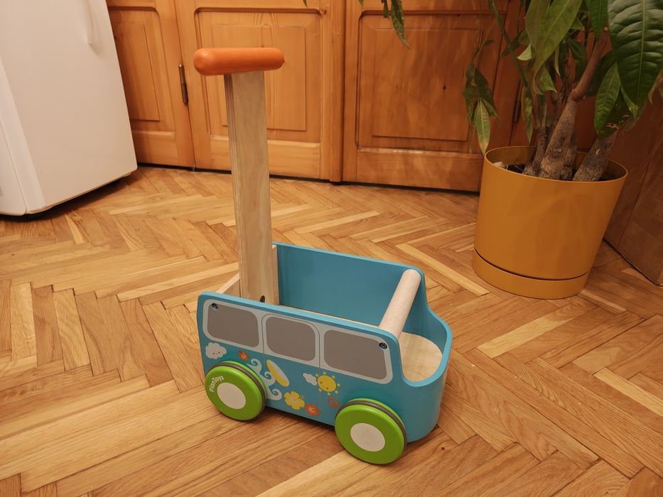 Pchacz Plantoys dla dzieci