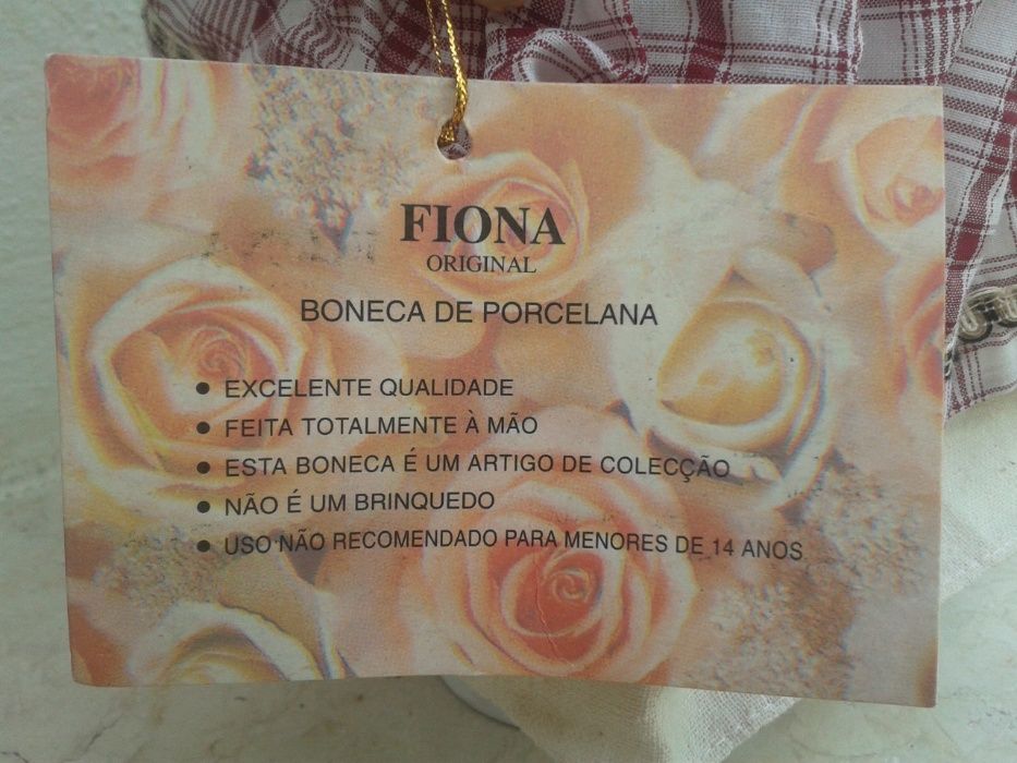 Bonecas de porcelana