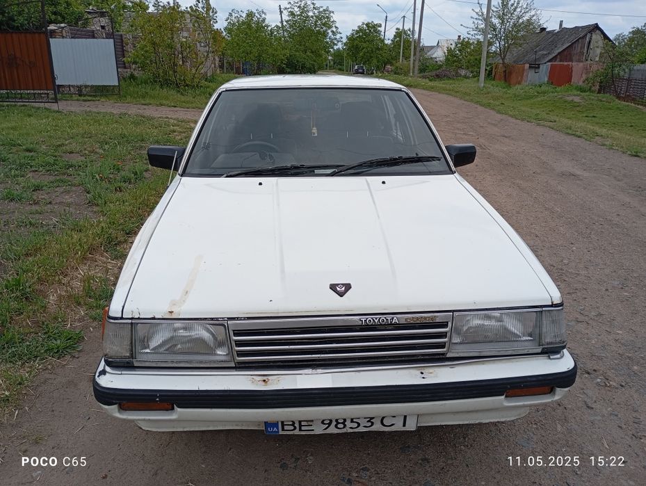 Тойота кемрі. 1800