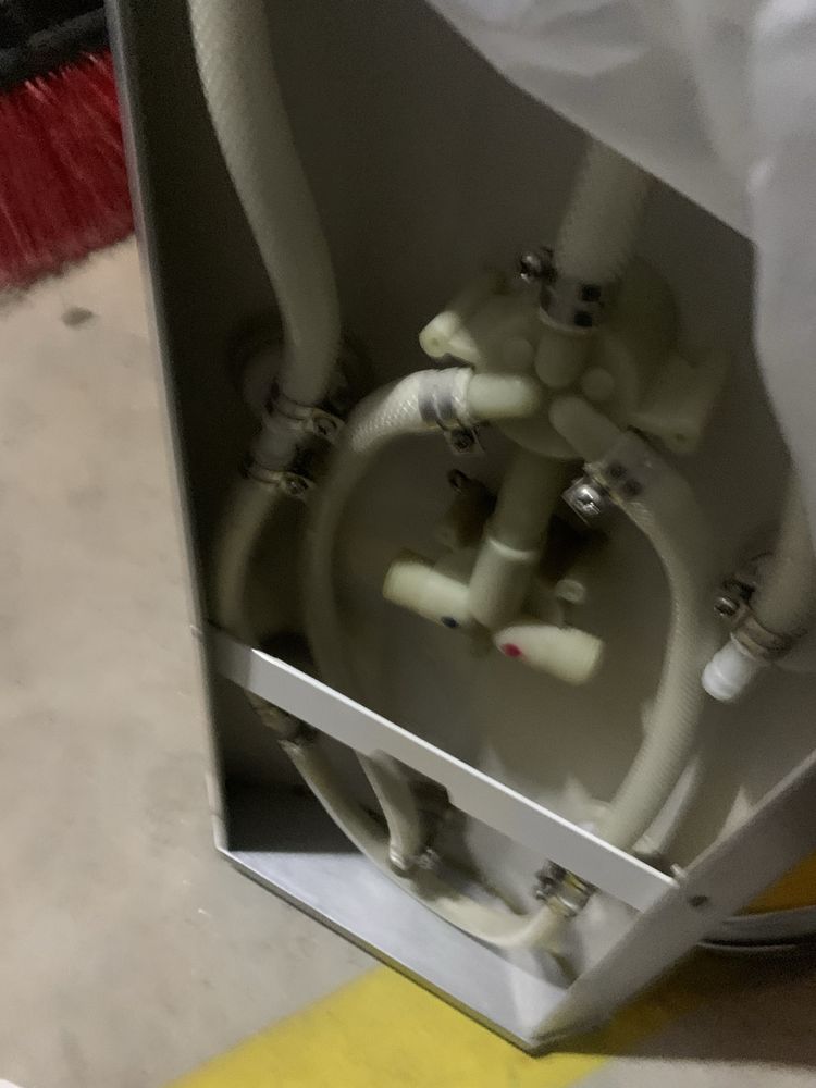 Coluna de banno cinza fosco como nova