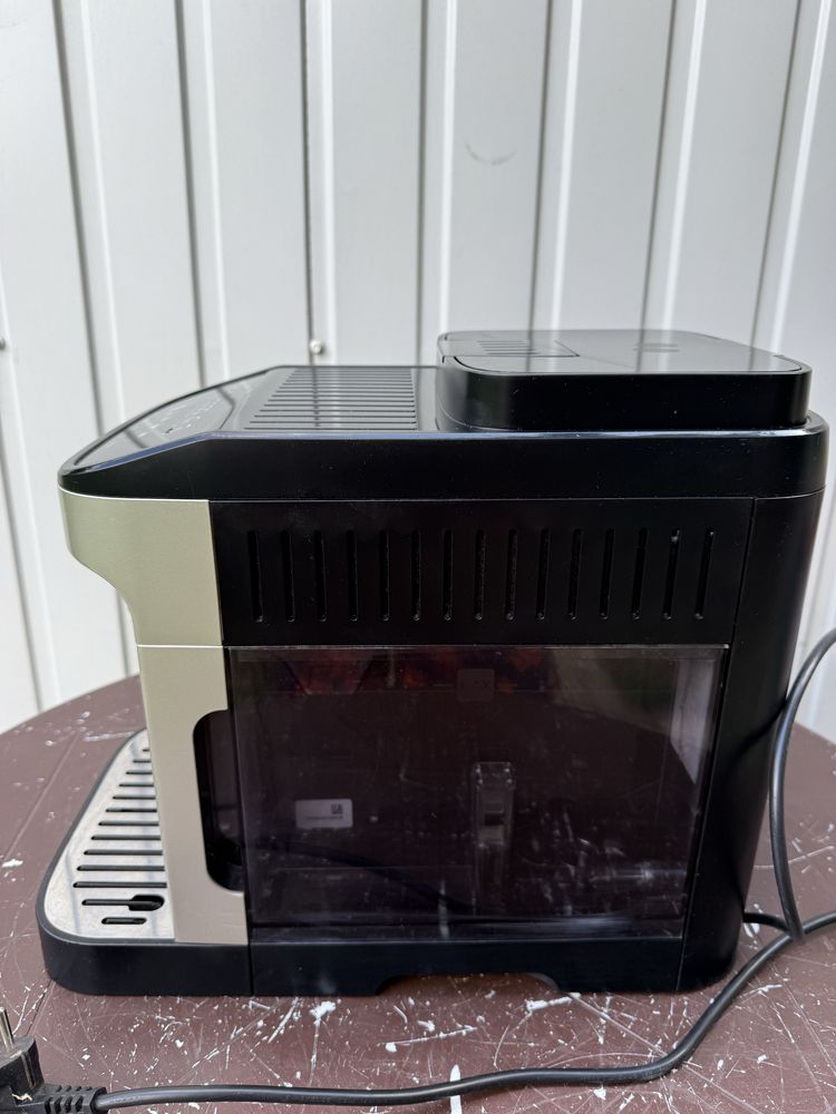 Ekspres De'Longhi Magnifica Evo ECAM290.21.B